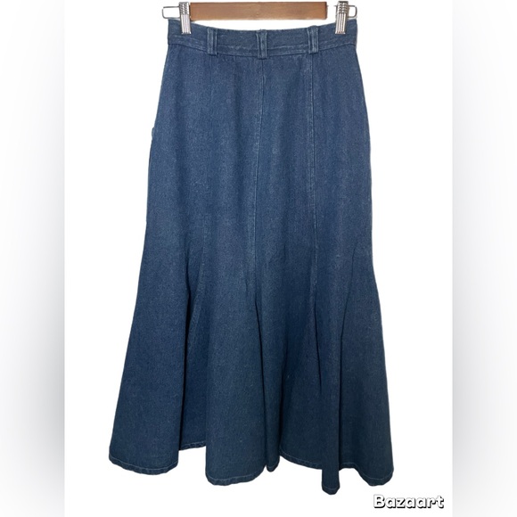 Vintage Western Boho High Waisted Denim Maxi Skirt - Picture 3 of 13
